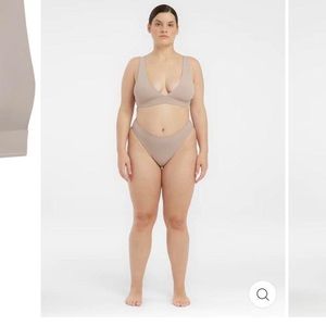 RIOT SWIM LARK TOP AND BOTTOM SET